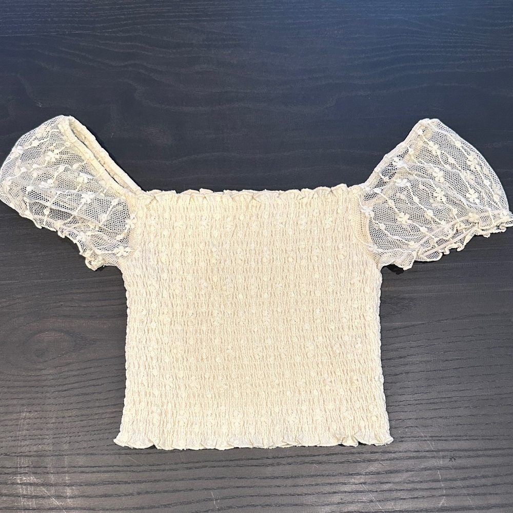 ILLA ILLA Cream Lace Puff Sleeve Blouse
